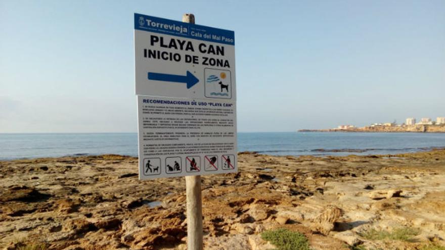 Las playas para perros de Torrevieja, señalizadas y abiertas al baño -  Información