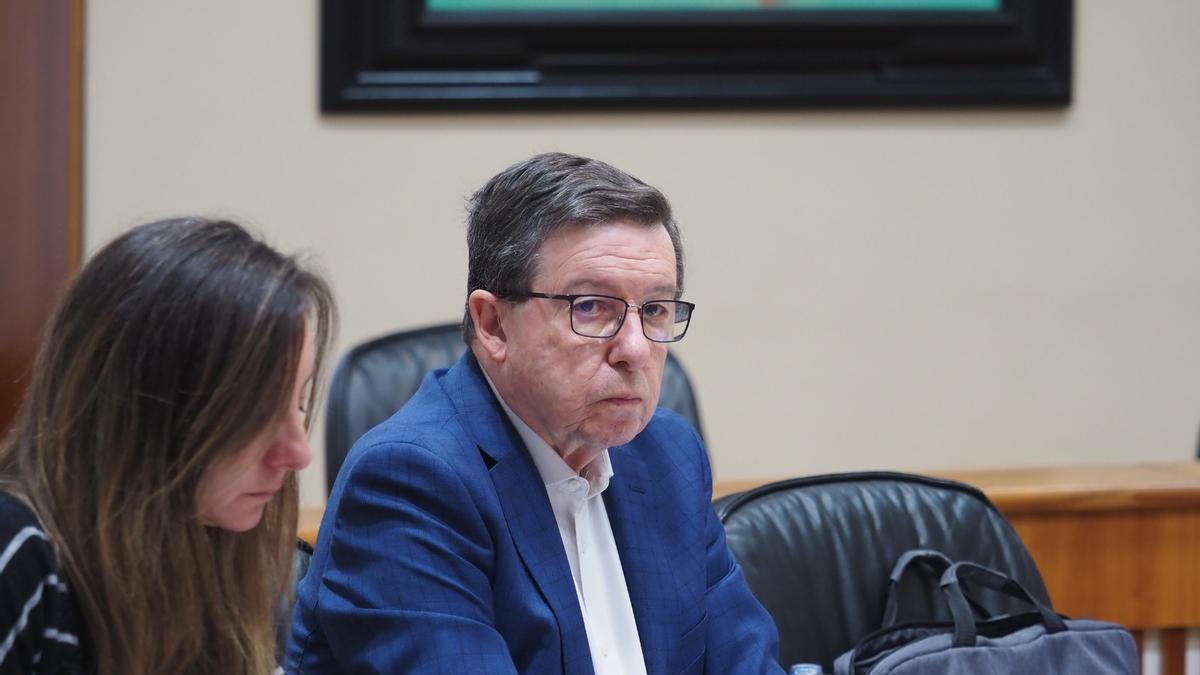 El parlamentario socialista, Carlos López Font.