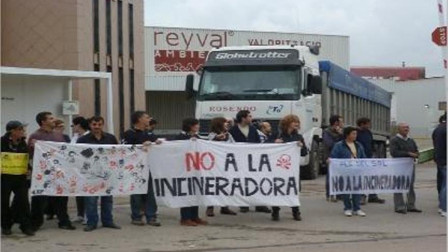 La incineradora de l&#039;Alcora queda en suspenso por falta de consenso social