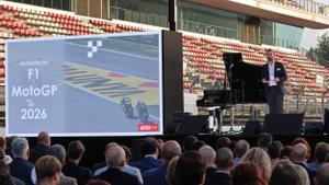 El ’conseller’ de Empresa, Roger Torrent, presenta el proyecto de reforma del Circuit de Catalunya.