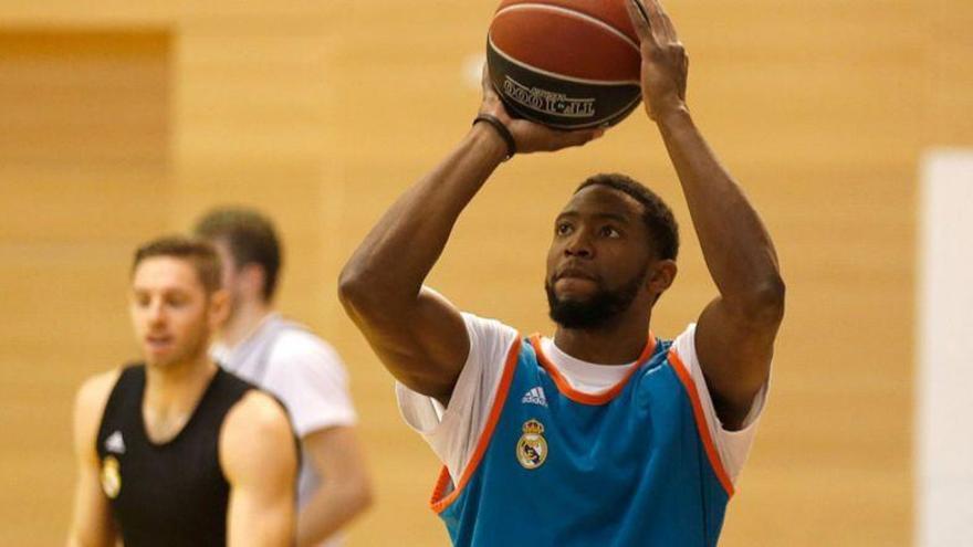 El Madrid se refuerza con el base Chasson Randle