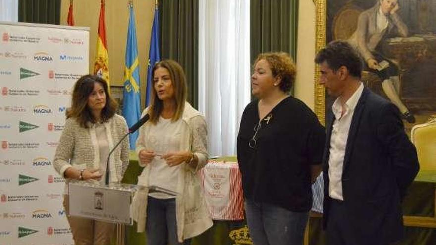 Beatriz Coto, Eva Illán, Eva López y Jaime Aguirre.