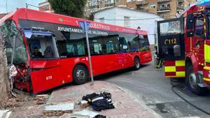 Quince heridos, dos de ellos graves, tras la colisión frontal de un autobús en Valdemoro