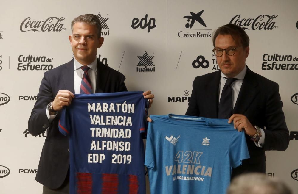 Hermanamiento clubes valencianos con el Maratón de