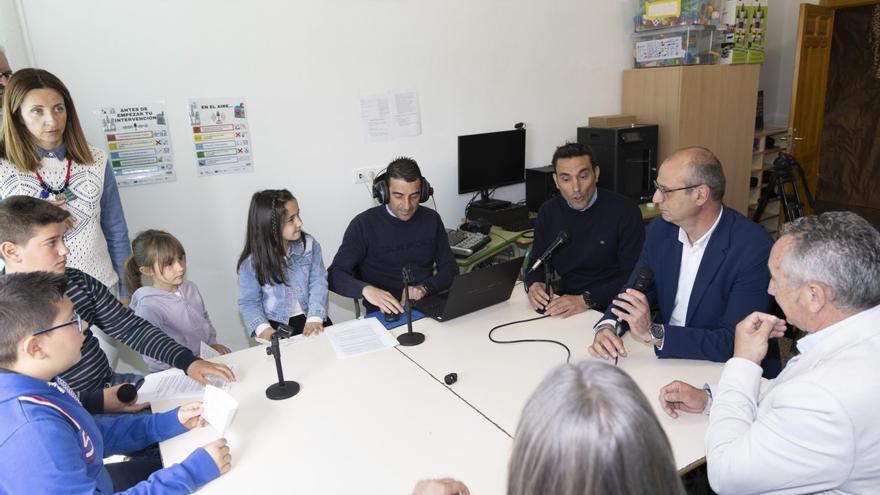 12 centros educativos participan en un proyecto piloto de creación de una Red de Radios Escolares