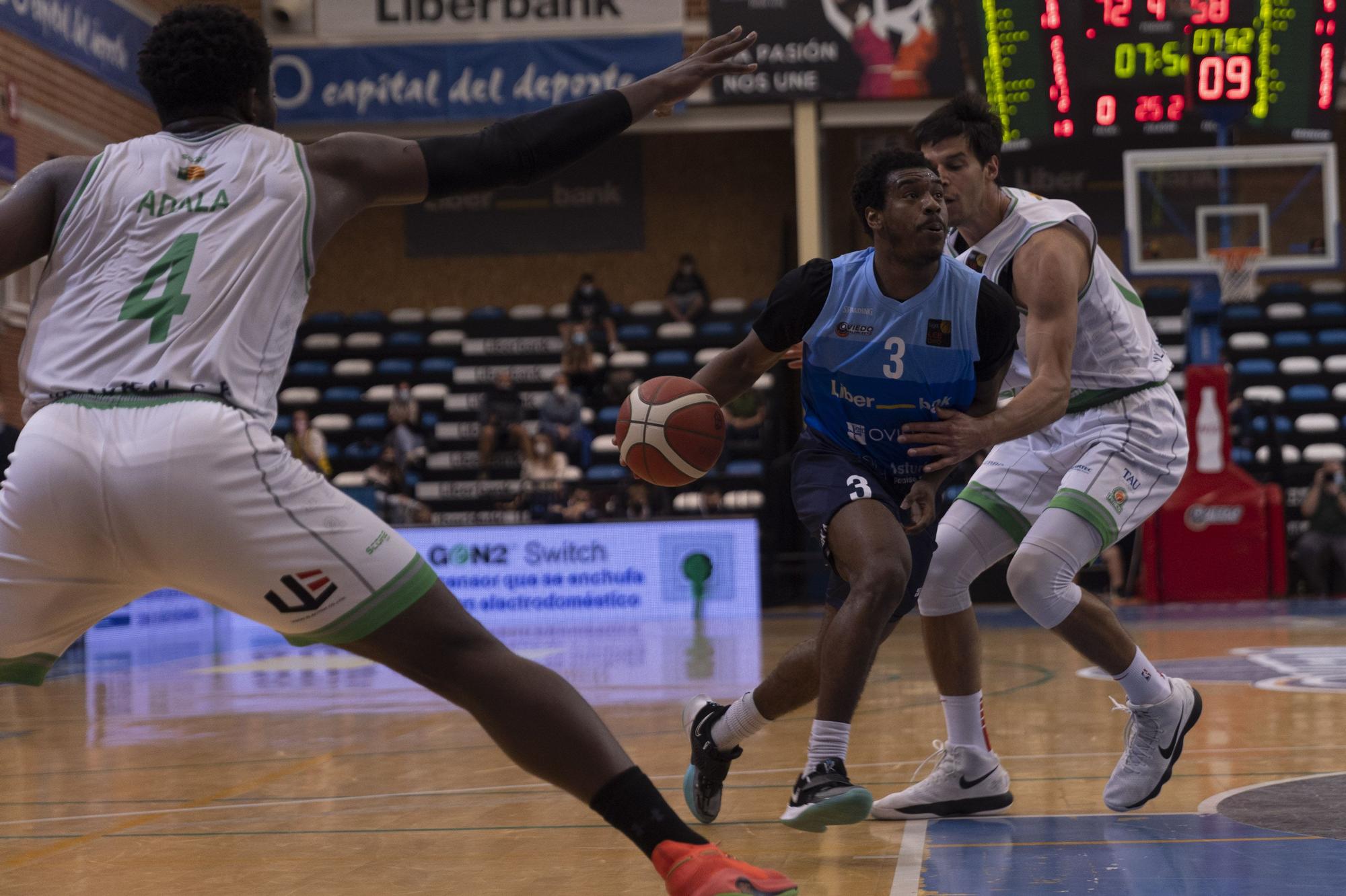 Nuevo recital del Oviedo Baloncesto: gana al Castelló por 91-77