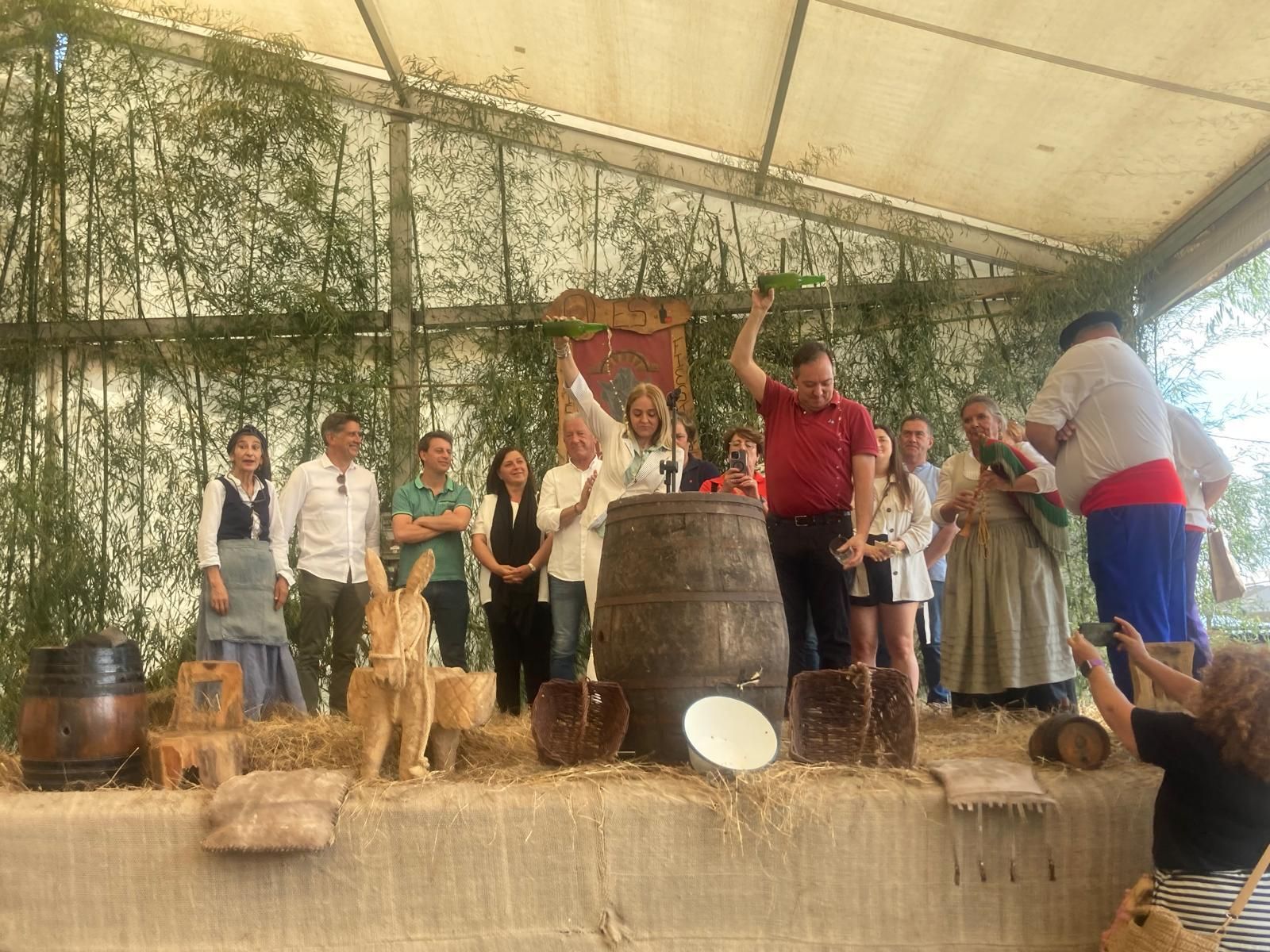 Comienza el Mercáu Tradicional en Oles (Vilaviciosa)