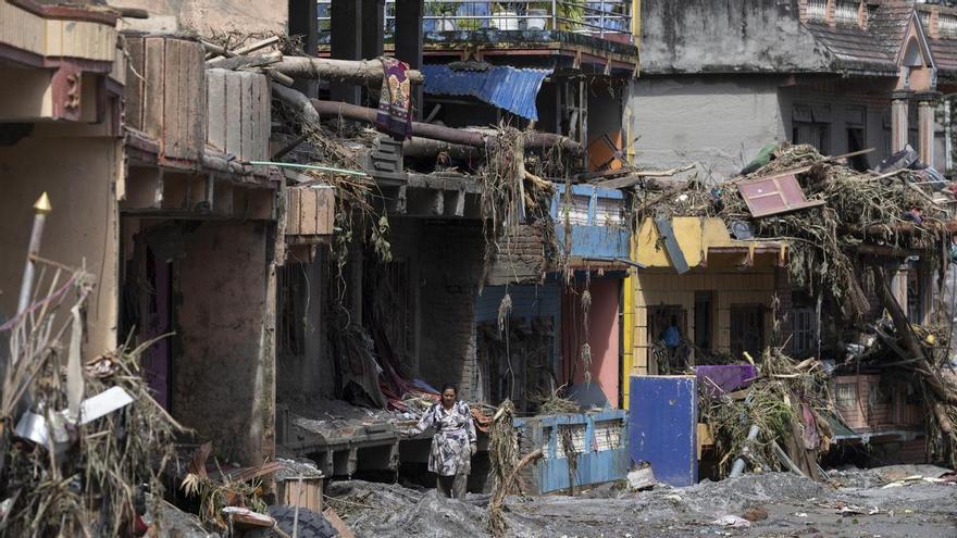 Esteri abbassa a tre il numero di spagnoli dispersi nell'alluvione del Nepal