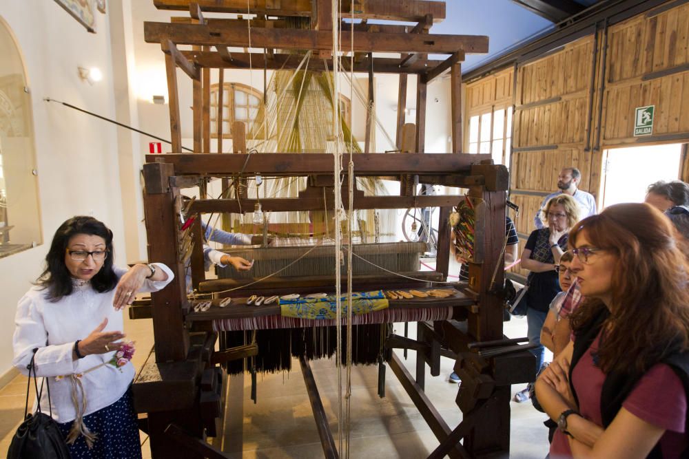 Primer día del Colegio del Arte Mayor de la Seda de Valencia