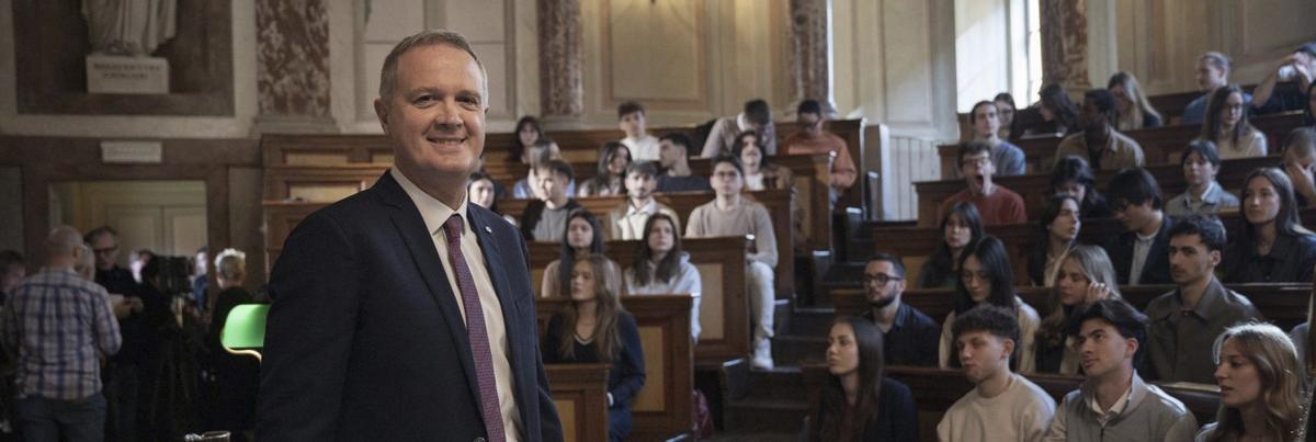 Banc Mediolanum celebra 30 anys a la borsa amb el focus posat en Espanya