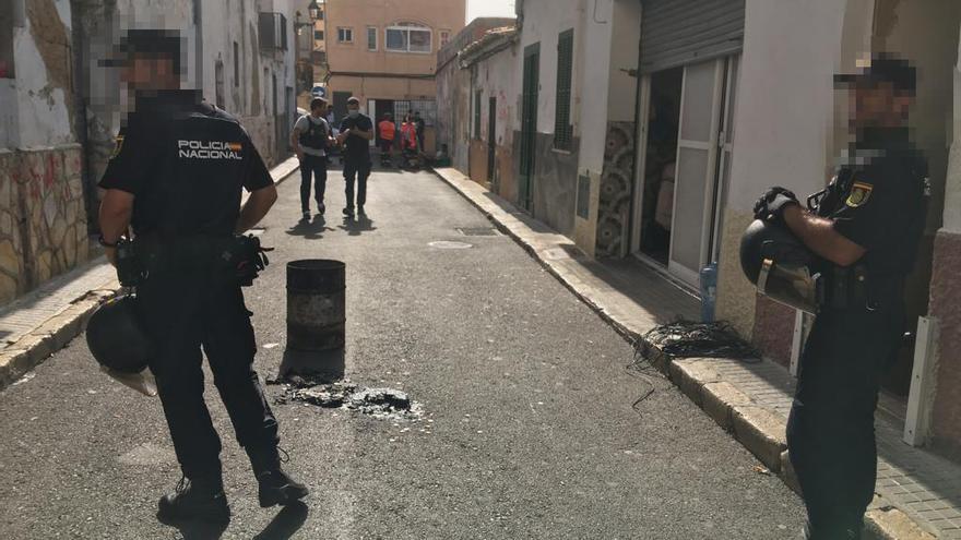 Golpe al narcotráfico en Mallorca | La Policía Nacional realiza varios registros en el barrio de La Soledat de Palma y detiene a siete personas