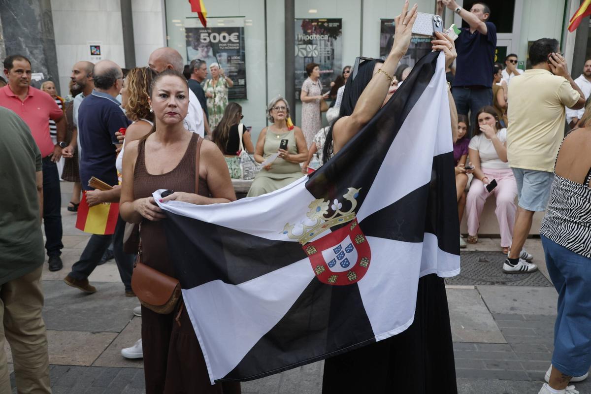 Miles de cordobeses arropan a Ceuta