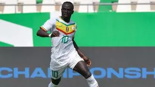 La campeona Senegal estrena con triunfo su defensa del título