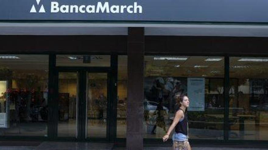 Los atracadores de la Banca March siguieron los movimientos de los usuarios del buzón nocturno