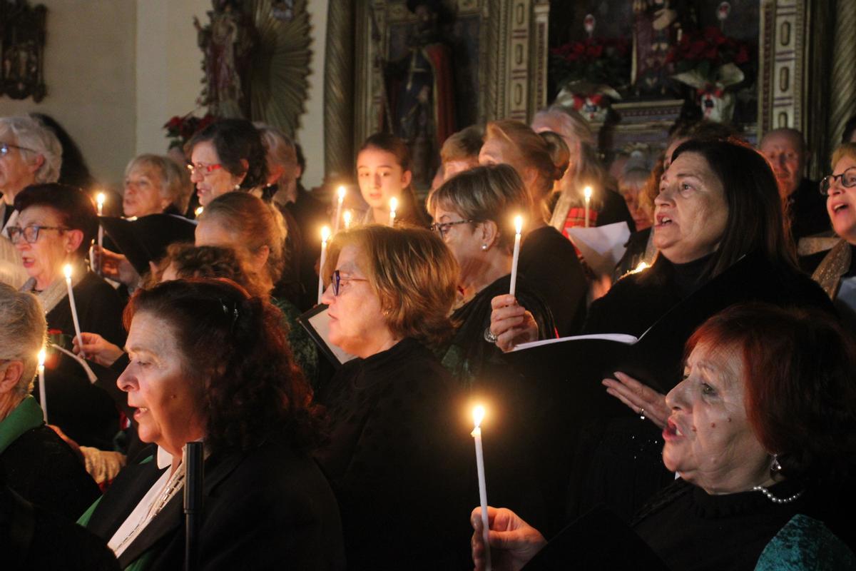 La X edición del concierto de Villancicos llenó de música y público la iglesia de la Asunción en Mombuey