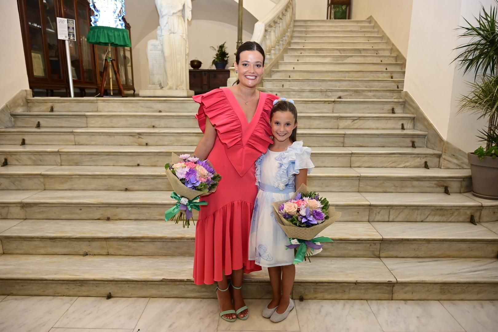 Galería de fotos: Clara Sanz Sobrino y Ana Colón Sastriques, reina y reina infantil de las fiestas de Castelló 2026