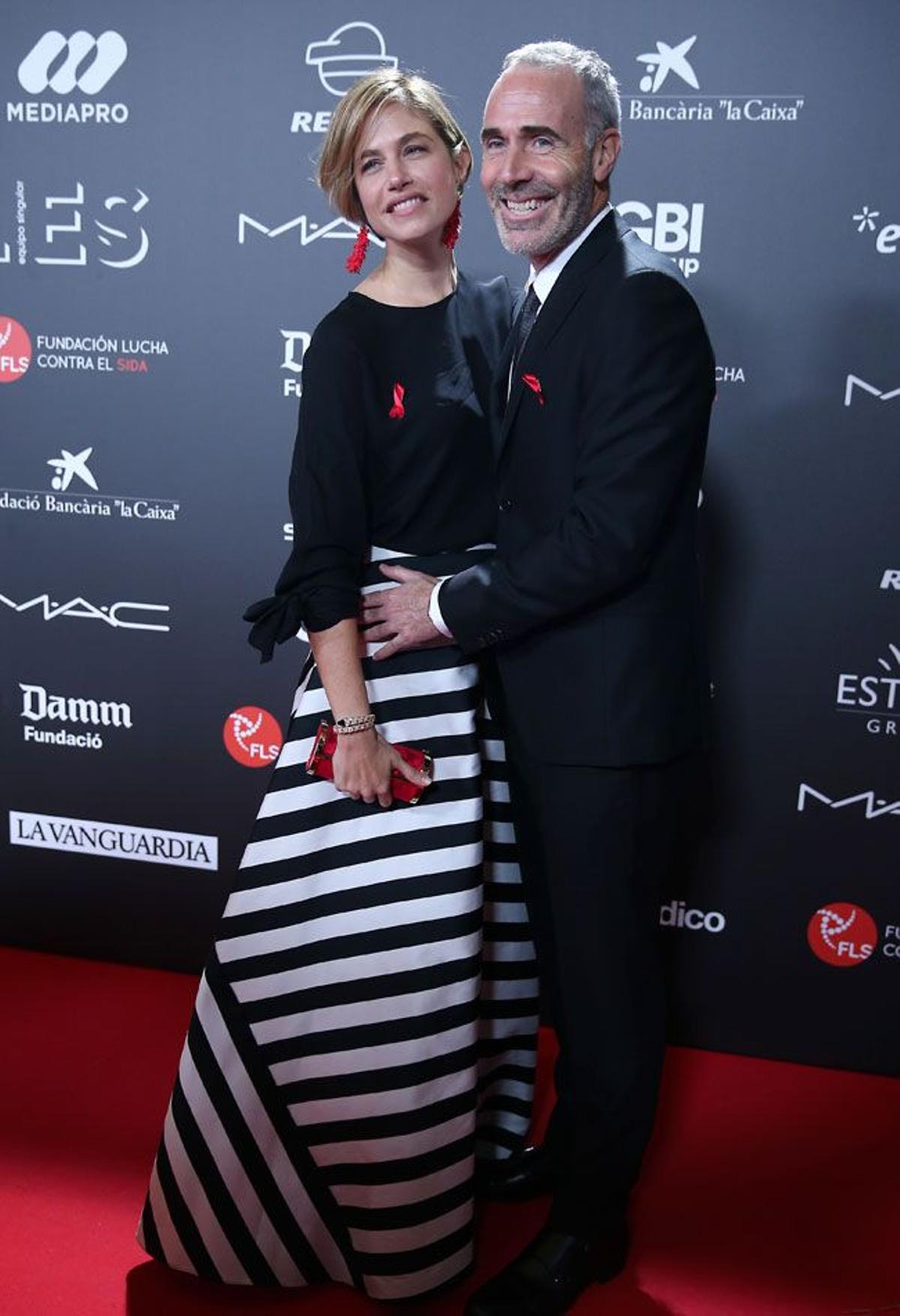 Martina Klein y Alex Corretja en la gala People in Red en Barcelona