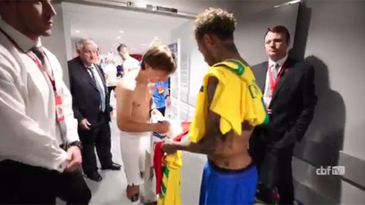 Neymar comienza a ganarse la amistad del vestuario del Real Madrid