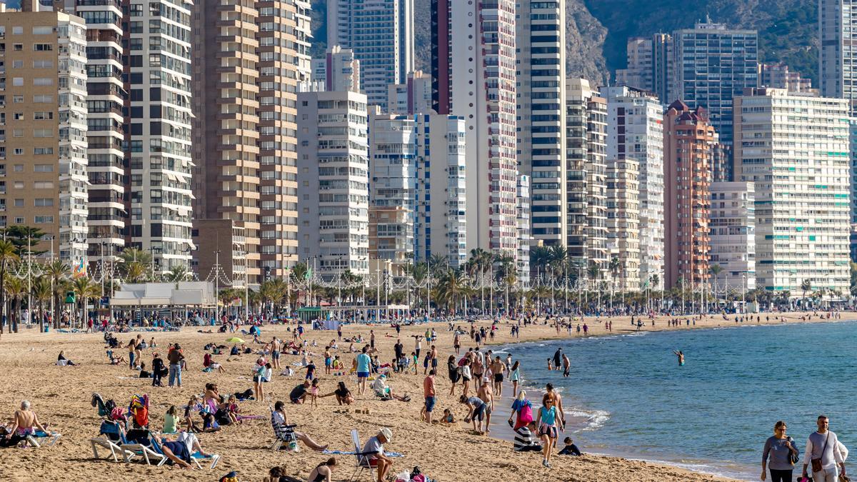 Benidorm es una de las localidades de la Comunidad más solicitadas para canjear el bono viaje.