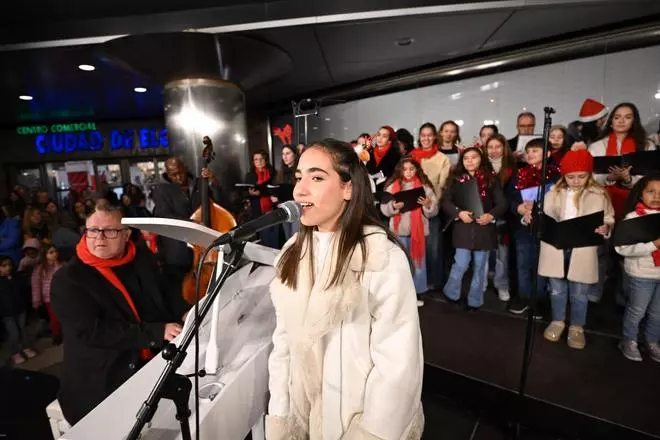 El Corte Inglés de Elche da la bienvenida a la Navidad