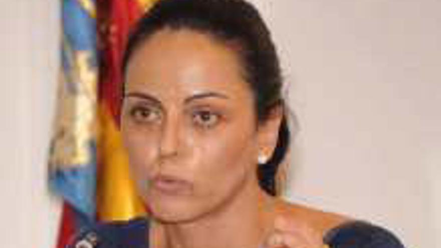 Maria Asunción Prieto, fue diputada provincial entre los años 2003 y 2011 con José Joaquín Ripoll. Ahora es portavoz del equipo de gobierno del PP.