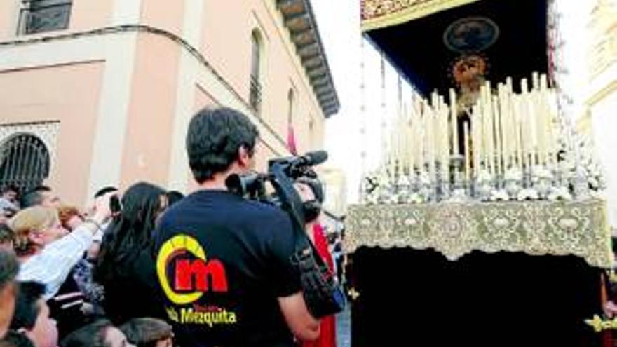 &#039;Onda Mezquita&#039; ofrece 8 horas al día de emisiones en directo