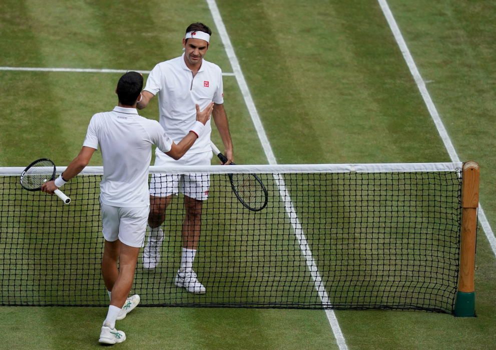 Djokovic gana ante Federer su quinto Wimbledon