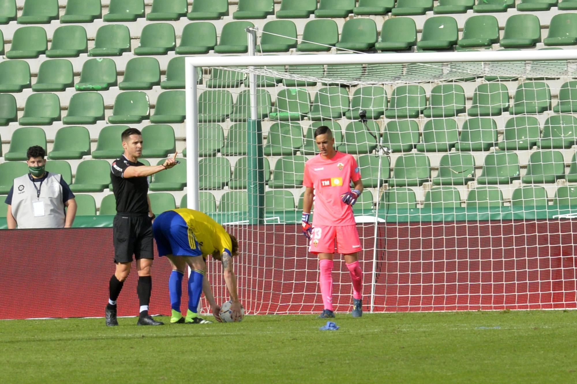 Las mejores imágenes del Elche - Cádiz