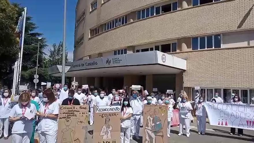 Manifestación de celadores de Castellon y Vila-real contra Sanidad