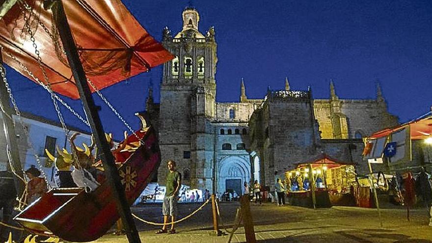 El Mercado de las Velas se celebra esta noche