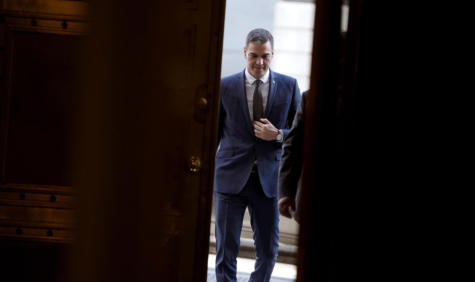La reunión entre Pedro Sánchez y Yolanda Díaz, en imágenes