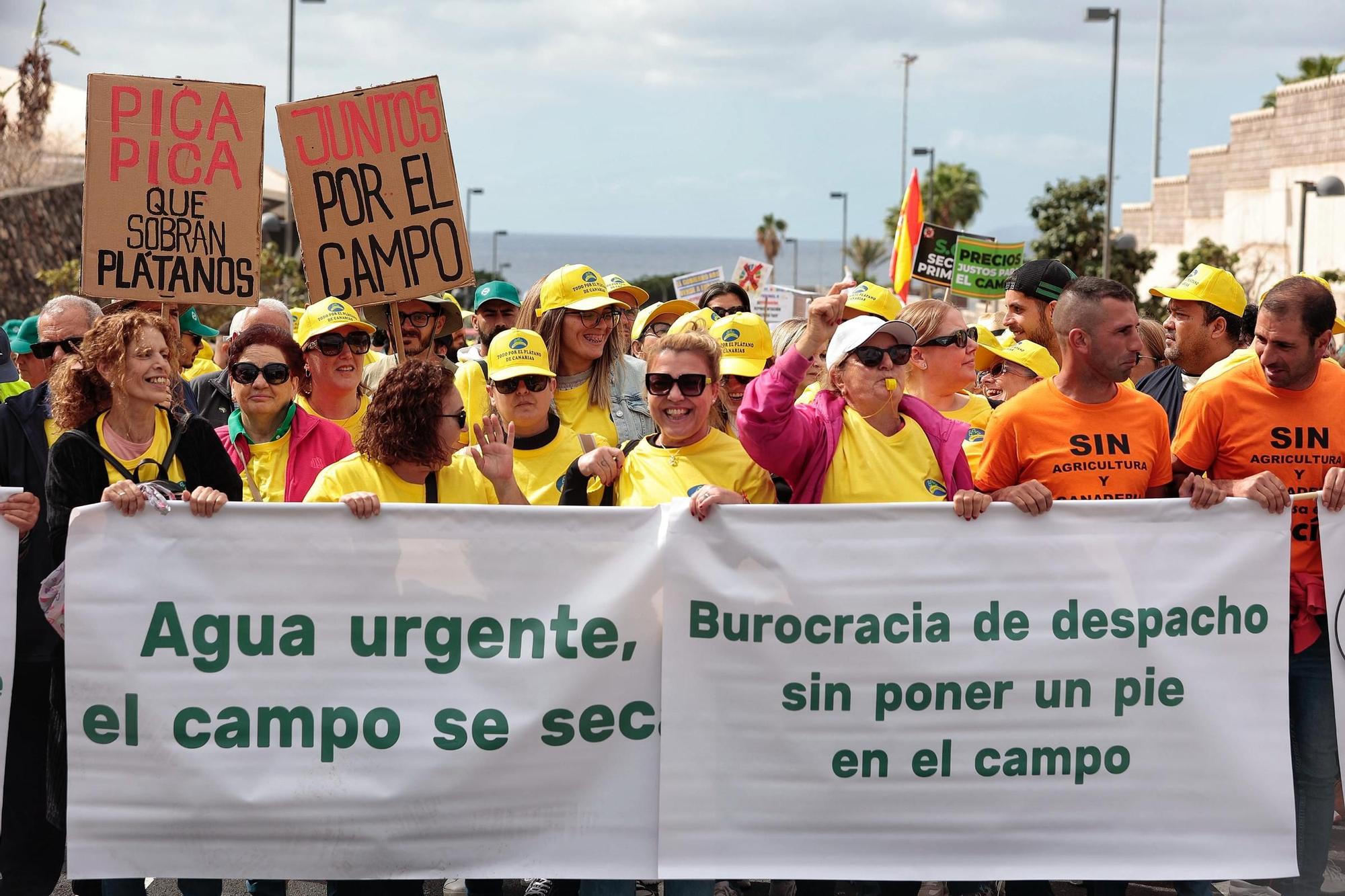 El sector agrario protesta en las calles de Santa Cruz