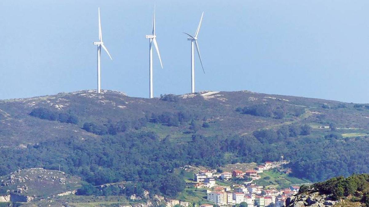 Aerogeneradores del parque eólico de Corme, en Ponteceso