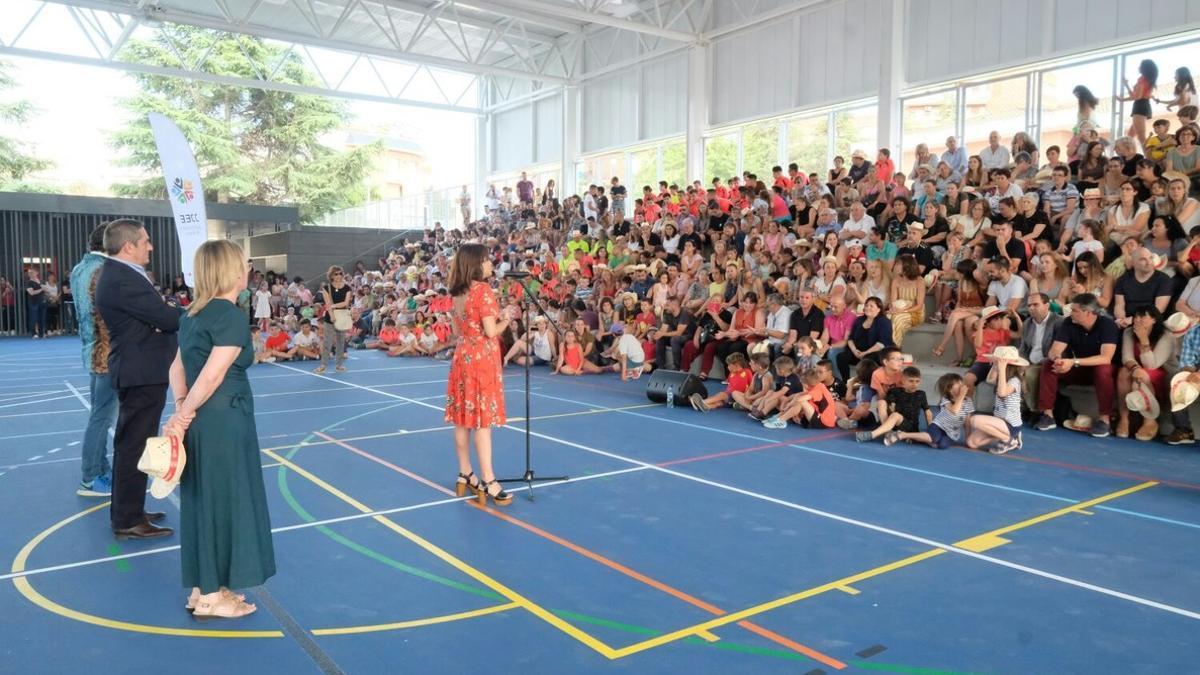 Imagen de la alcaldesa, Raquel Sánchez, durante la inauguración de la nueva pista