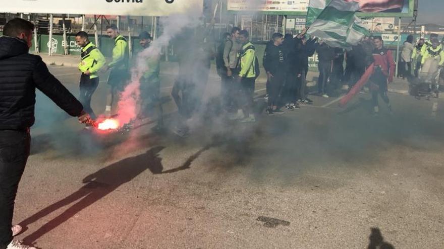 Seguidores franjiverde han animado al equipo de cara al derbi del domingo