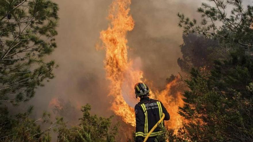 Máximo riesgo de incendios en Jalón, Moncayo, Valmadrid, Zuera y Somontano