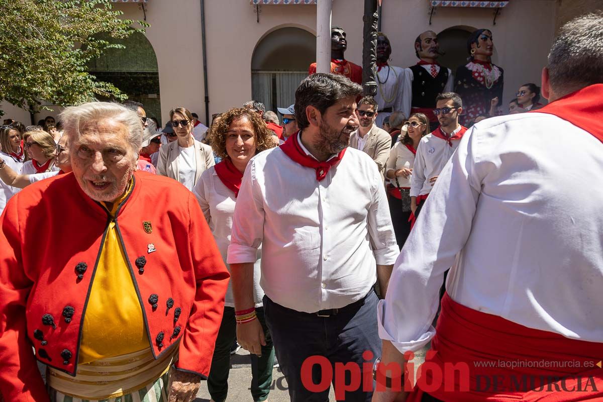 Moros y Cristianos en la mañana del dos de mayo en Caravaca