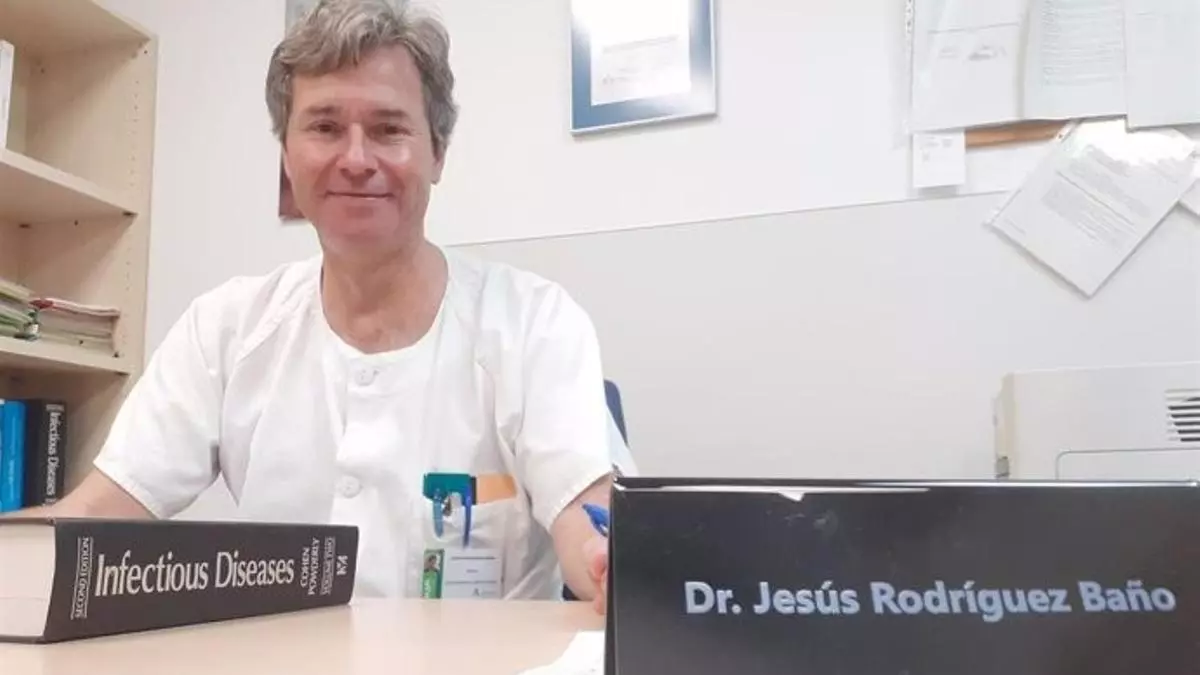 Jesús Rodríguez Baño, infectólogo: "En 2050 puede haber más muertes por bacterias multirresistentes que por cáncer"