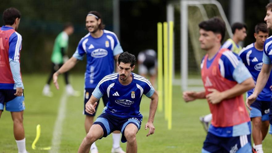 Dos bajas muy sensibles en ataque y un regreso esperado: la convocatoria del Oviedo ante el Albacete