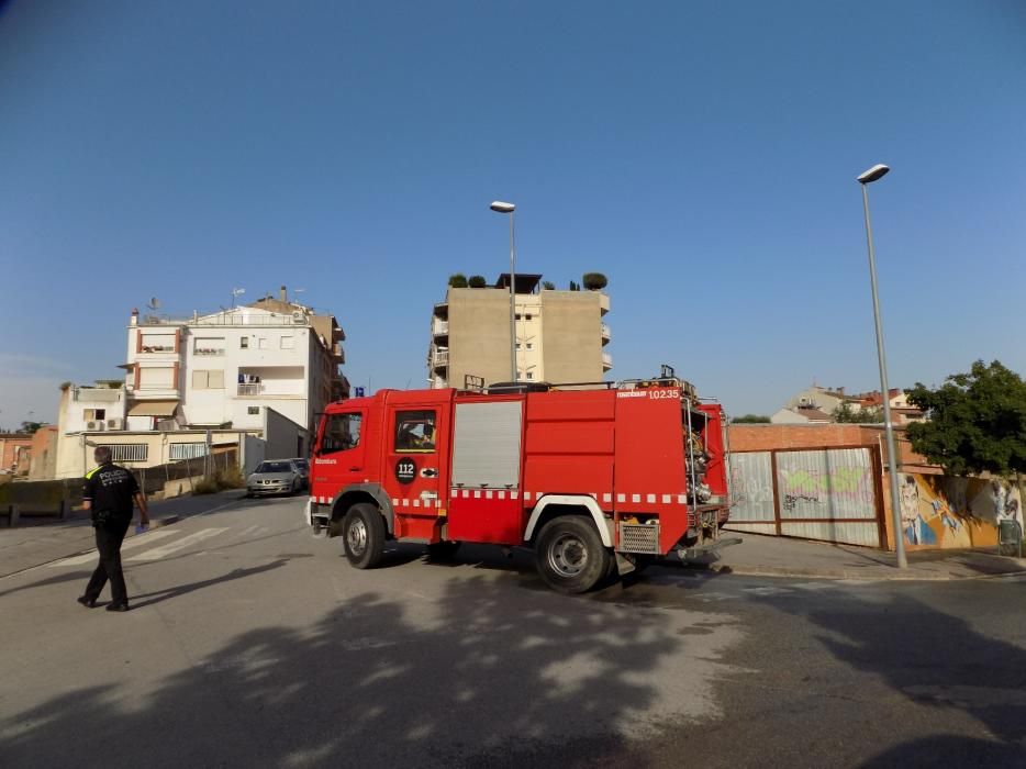 Incendi al carrer de Ramon Iglesias