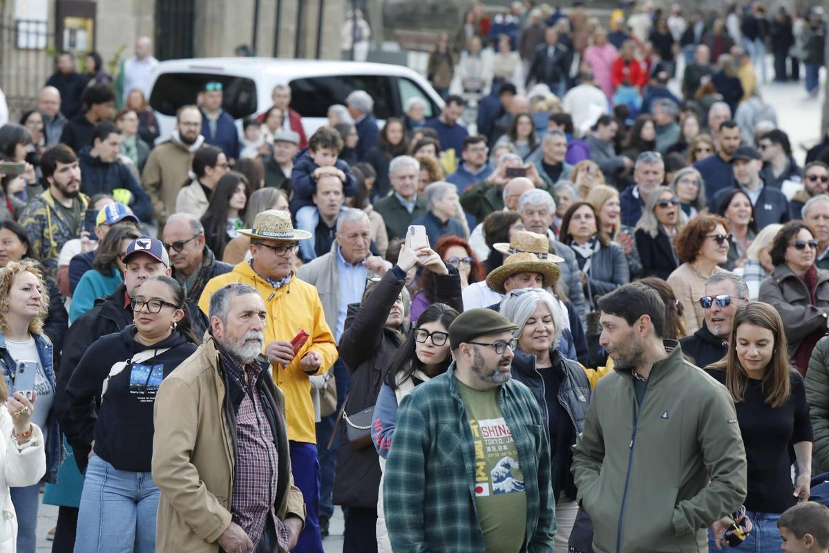 Público siguiendo la actuación de Dani Meré.