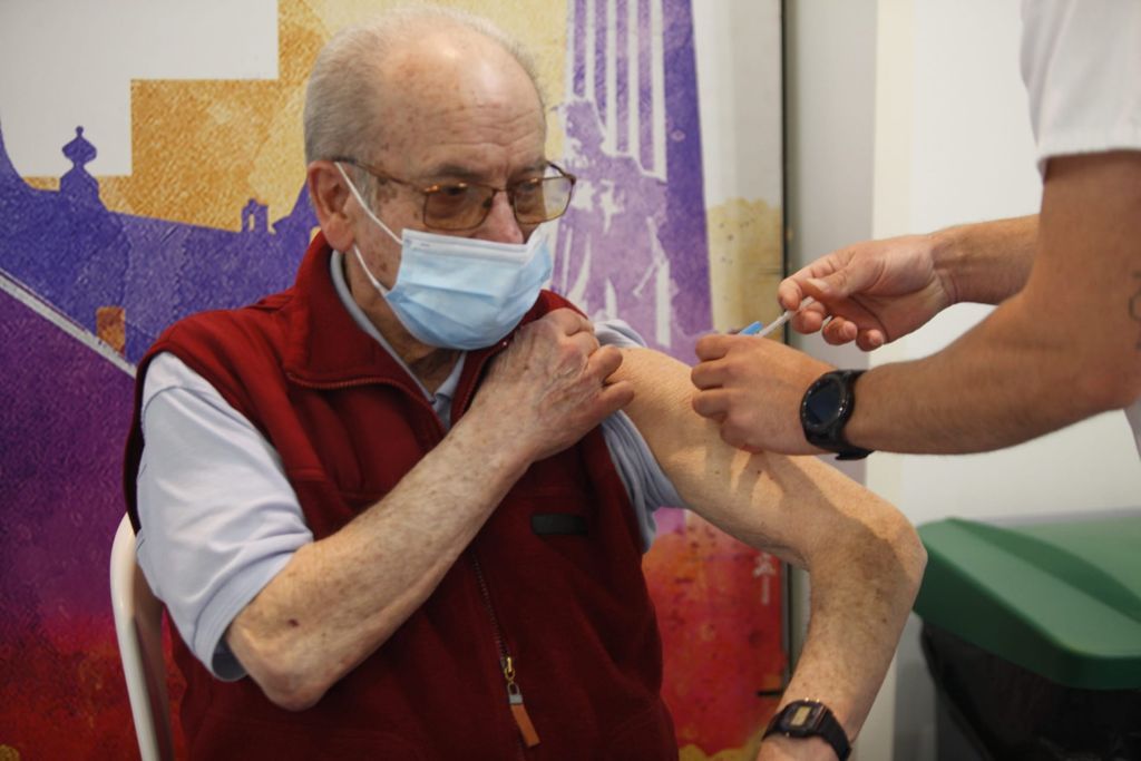 La vacunación masiva empezó el lunes en Castelló