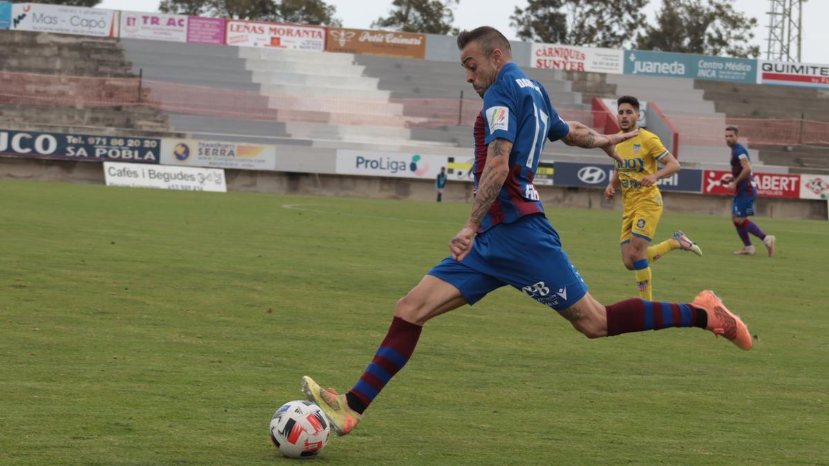 Dani Benítez, en el partido que el Poblense ha disputado hoy ante el Navalcarnero