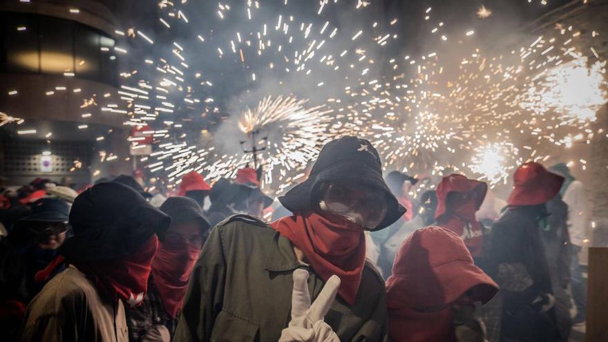 El Correfoc de la Festa Major de Manresa es tanca amb una gentada i 65 ferits