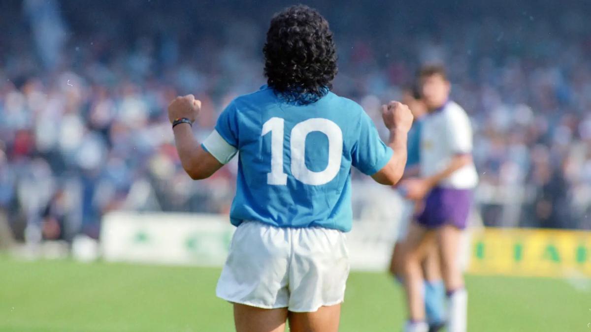Maradona, el 10 de Nápoles