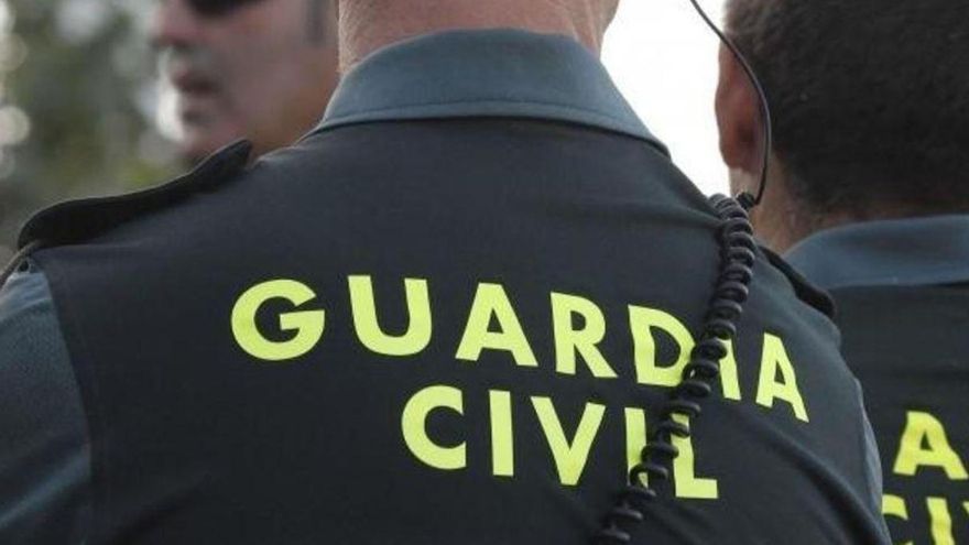 Caught with drugs in Tenerife and tries to swallow it in front of the Civil Guard