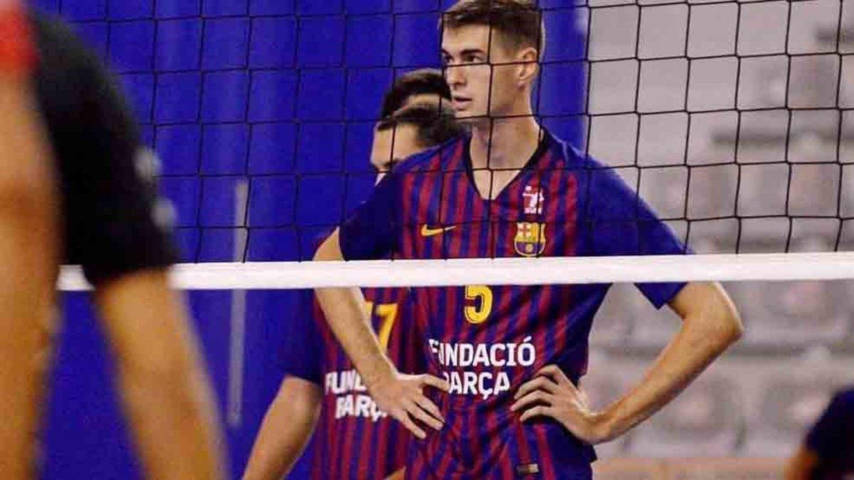 Arnau Caparrós deja el Barça