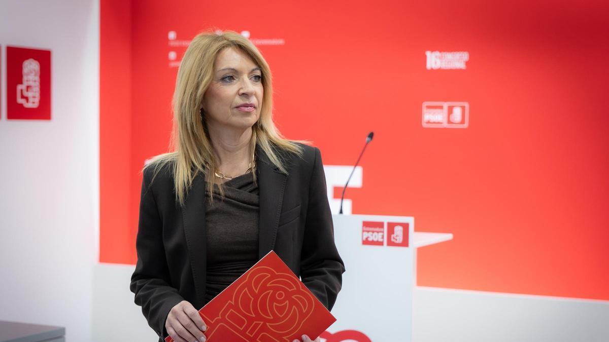 Piedad Álvarez en una rueda de prensa,