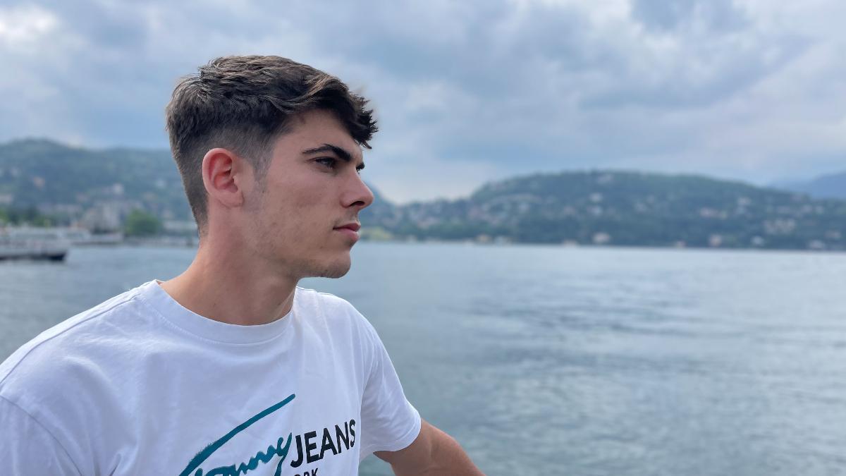 Álex Valle, durante su entrevista con SPORT en Como