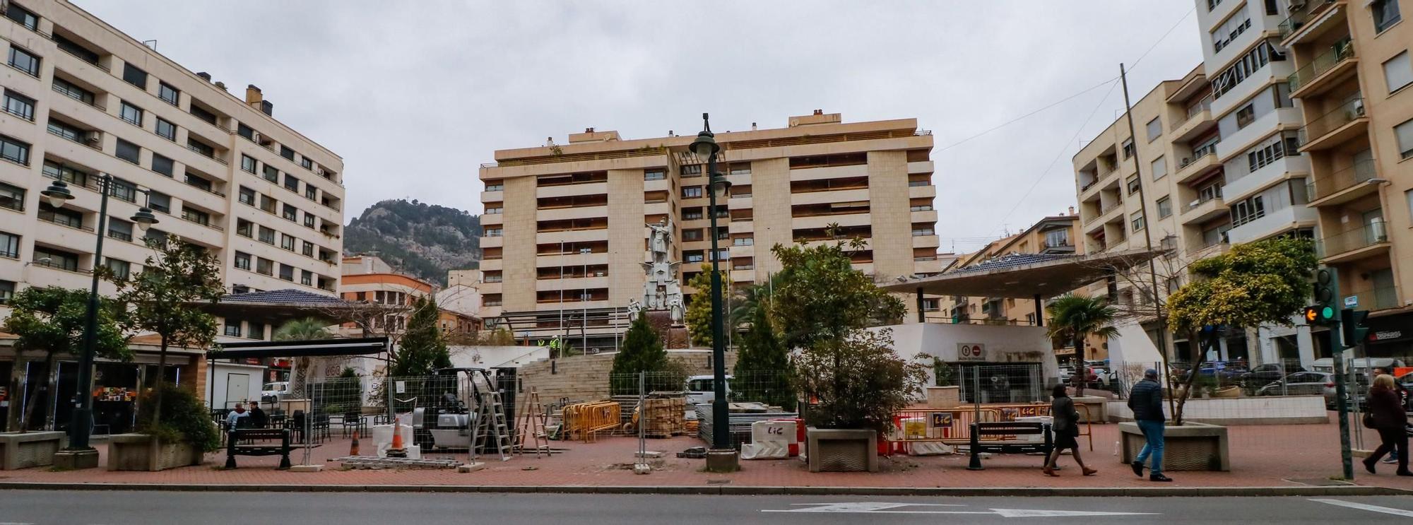 Inician las obras de restauración de la plaza de La Rosaleda